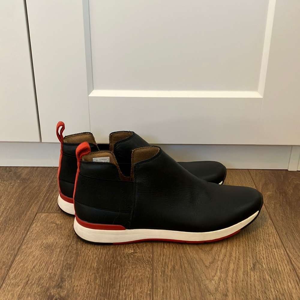 Vionic ankle boots, black leather, size 11